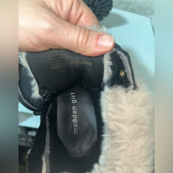 Madden Girl Black Boots - Picture 6 of 11